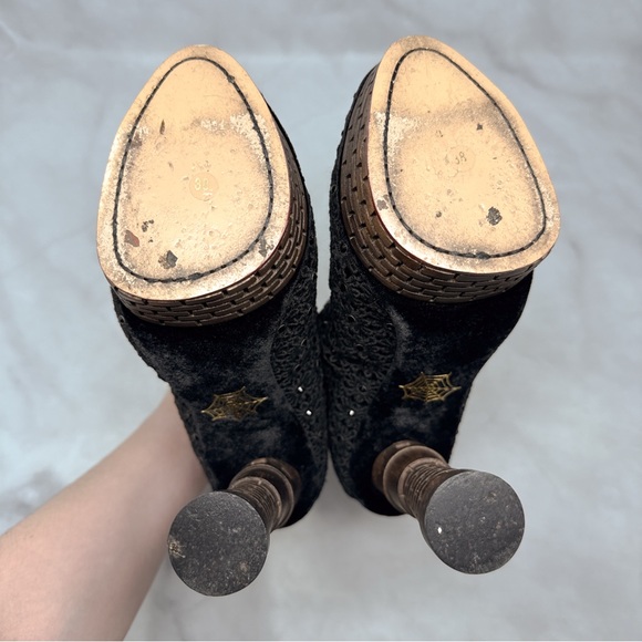 Charlotte Olympia Damsel in Distress Castle Tower Heel Crochet Platform Boots 38 - Picture 11 of 16